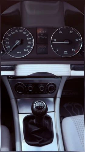 Mercedes-Benz C 220 COUPE 150 6 | Mobile.bg    17