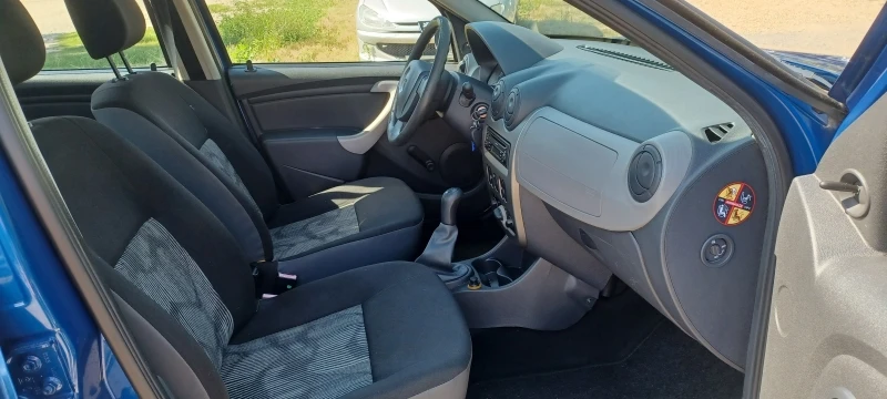 Dacia Sandero 1, 4 BENZIN УНИКАТ , снимка 6 - Автомобили и джипове - 37984730