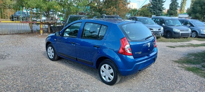 Dacia Sandero 1, 4 BENZIN УНИКАТ , снимка 4 - Автомобили и джипове - 37984730