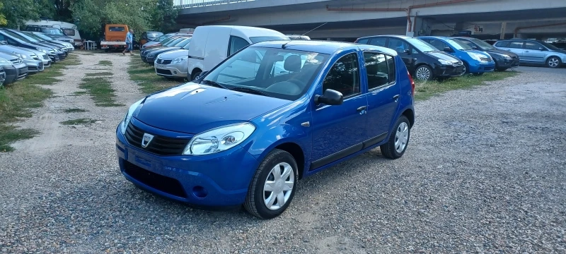 Dacia Sandero 1, 4 BENZIN УНИКАТ , снимка 1 - Автомобили и джипове - 37984730