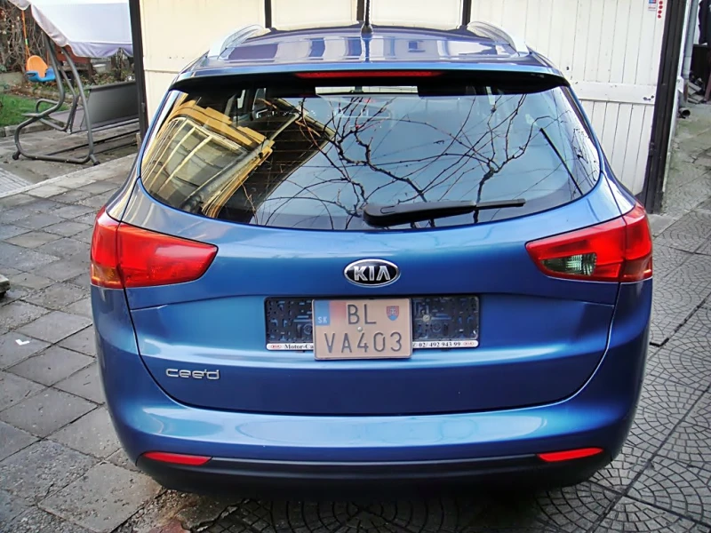 Kia Ceed 1.4 СЛОВАКИЯ, снимка 4 - Автомобили и джипове - 48028947