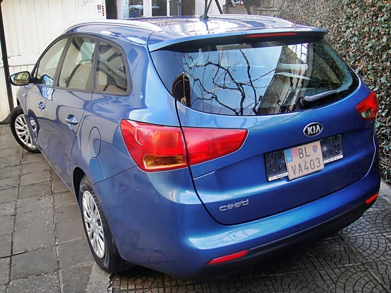 Kia Ceed 1.4 СЛОВАКИЯ, снимка 5 - Автомобили и джипове - 48028947