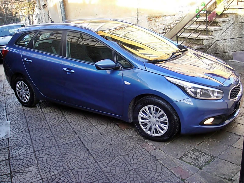 Kia Ceed 1.4 СЛОВАКИЯ, снимка 2 - Автомобили и джипове - 48028947