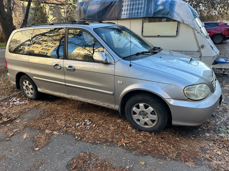 Kia Carnival, снимка 4 - Автомобили и джипове - 48088472