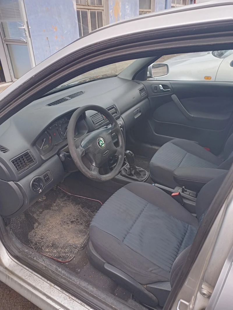 Skoda Octavia, снимка 7 - Автомобили и джипове - 52521820