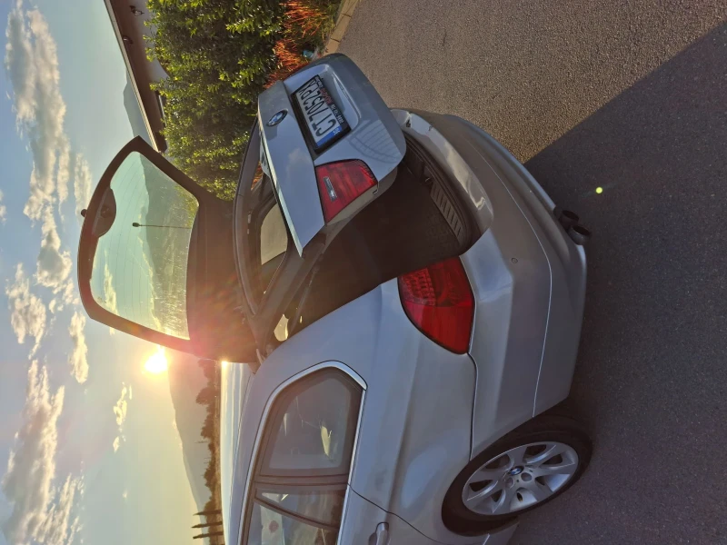 BMW 330, снимка 8 - Автомобили и джипове - 52534940