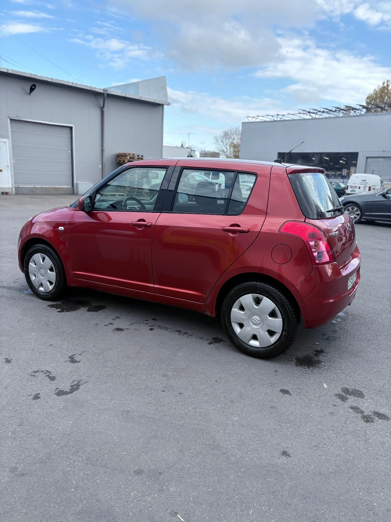 Suzuki Swift 1.3 4x4 - изображение 2