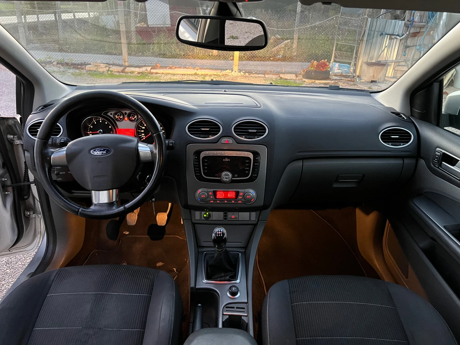 Ford Focus 2.0i-LPG | Mobile.bg — изображение 13