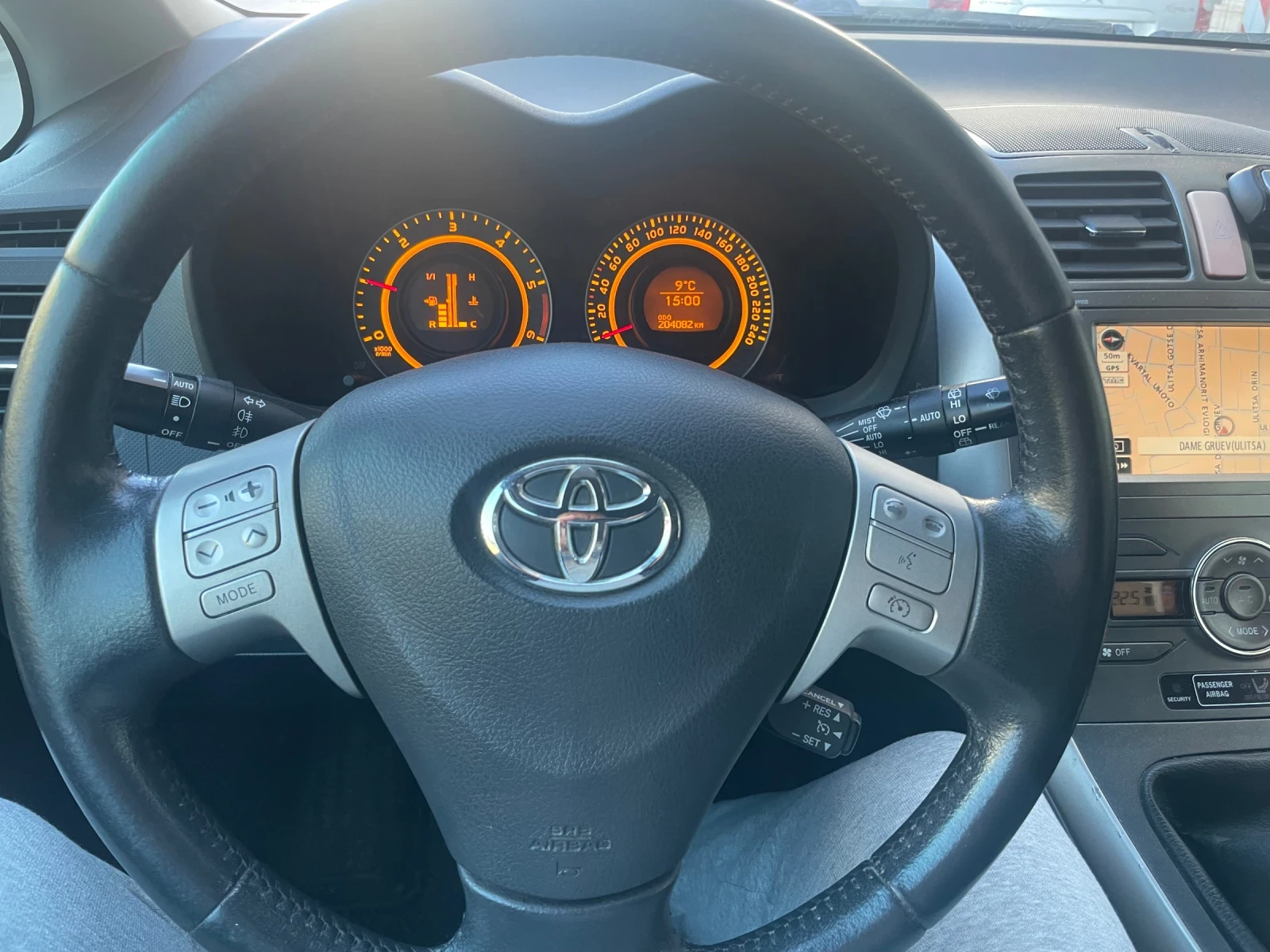 Toyota Auris 2.0  d4d Individual - изображение 7