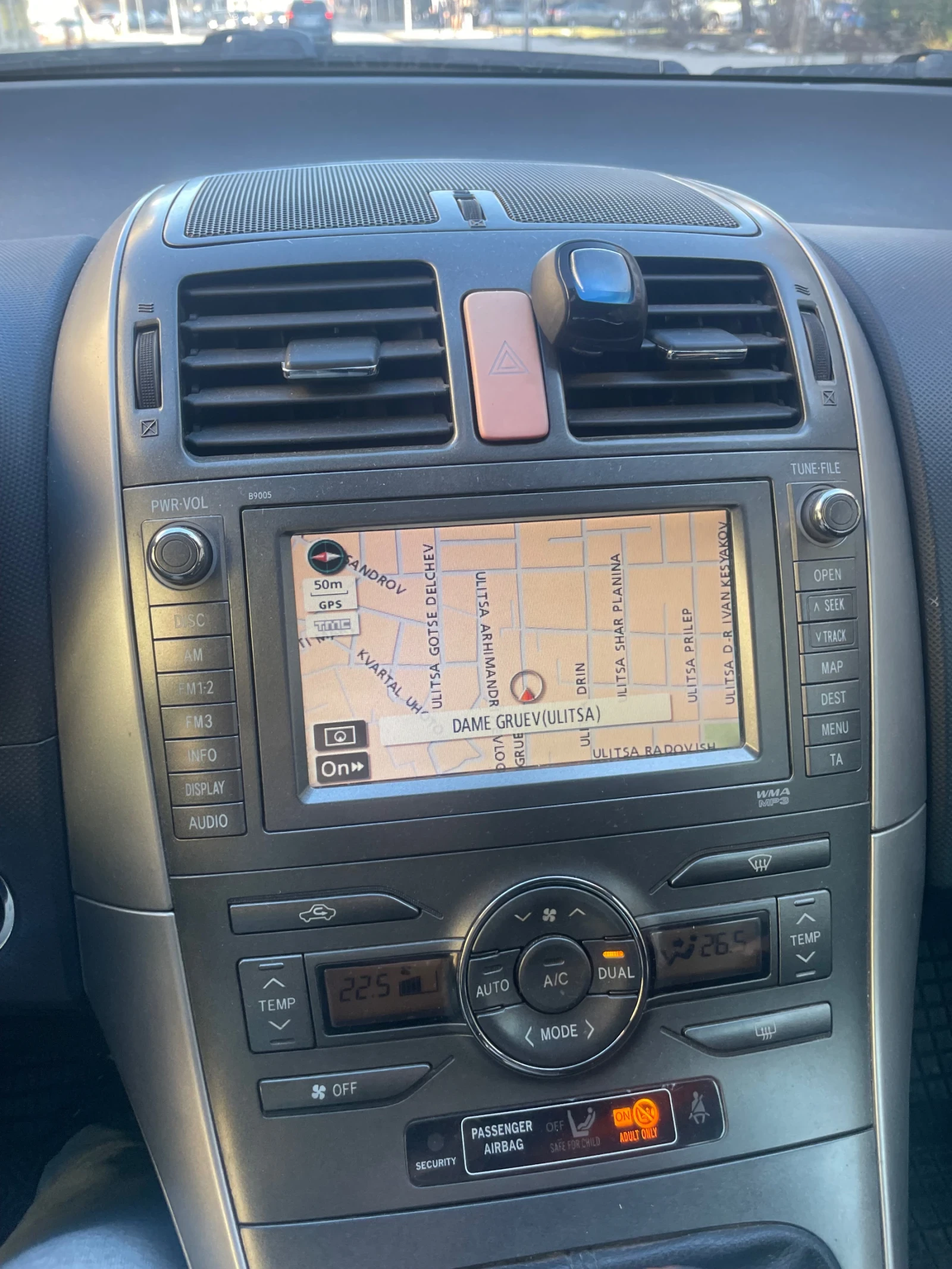 Toyota Auris 2.0  d4d Individual - изображение 8