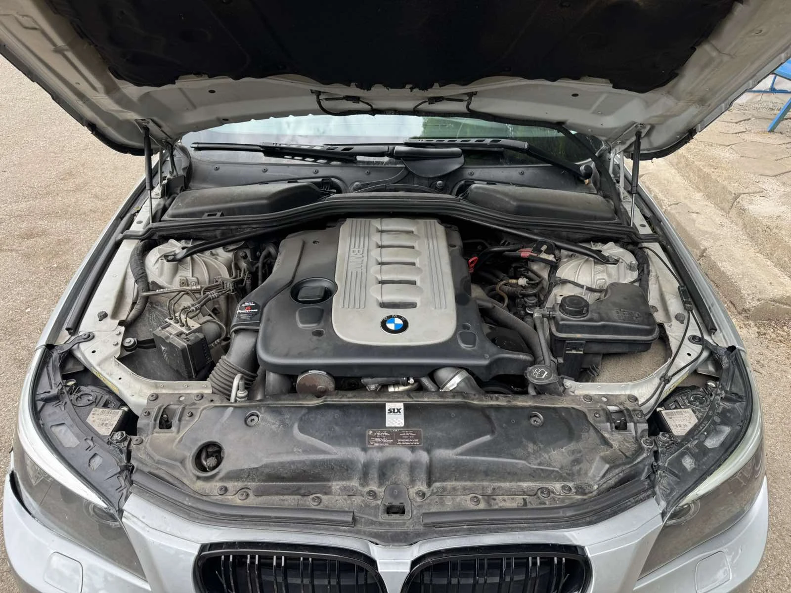 BMW 525  - изображение 8