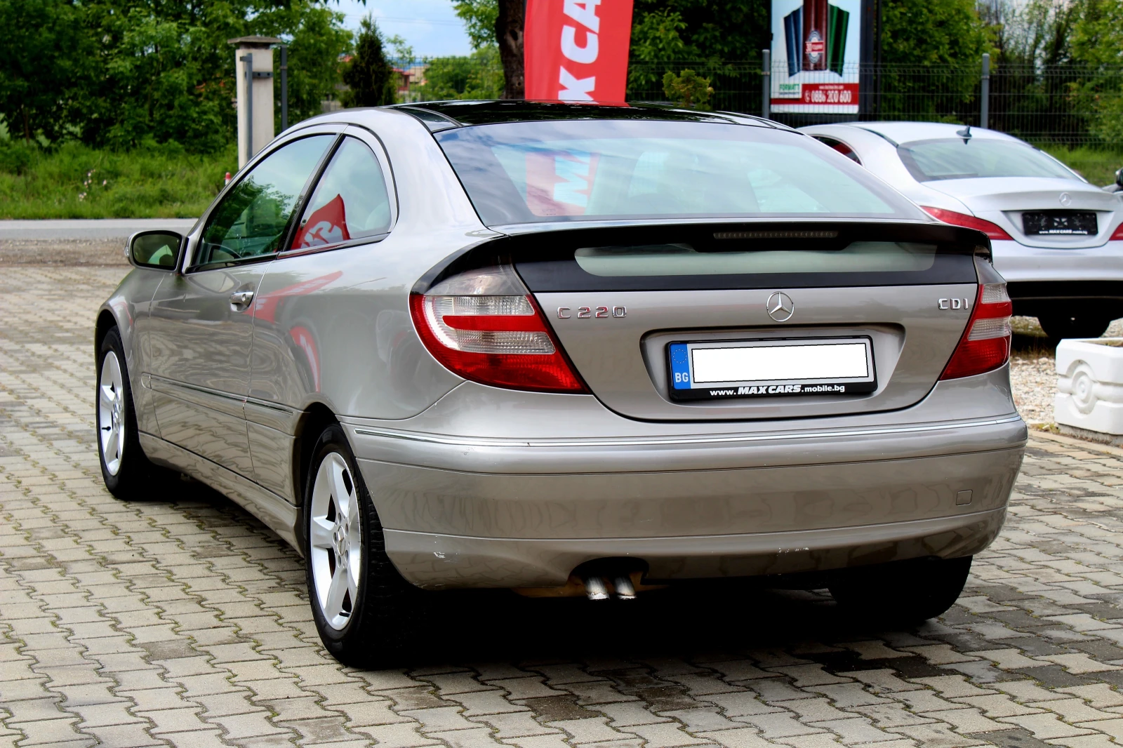 Mercedes-Benz C 220 COUPE 150КС 6СК - изображение 5