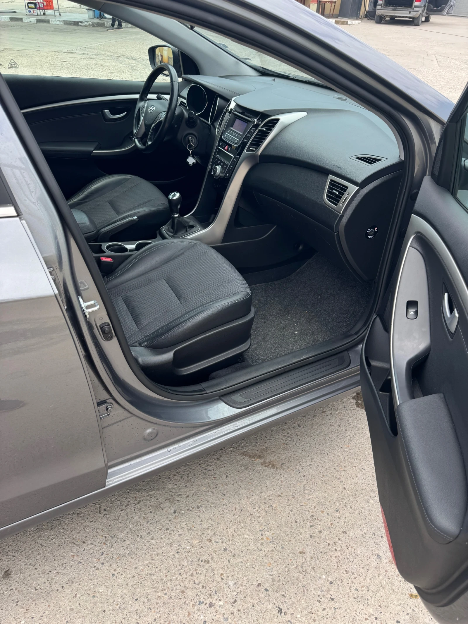 Hyundai I30 Swiss Edition ( ) | Mobile.bg   11