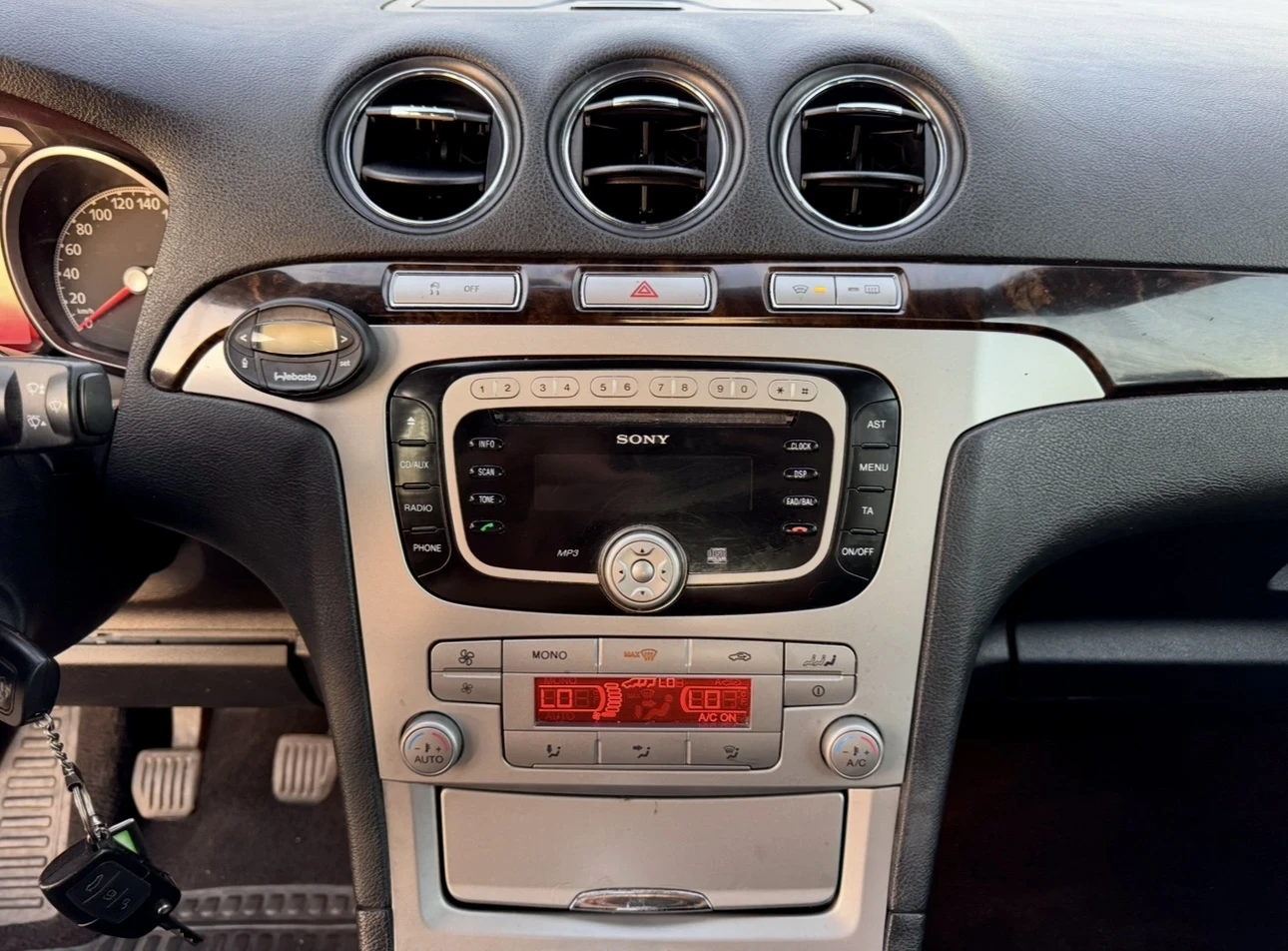 Ford Galaxy 2.0 TDCi / Ghia / Печка - Webasto / 7 местен - изображение 8