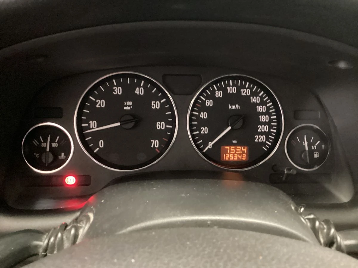 Opel Astra 1.6 Elegance ОЧАКВАН ВНОС - изображение 10