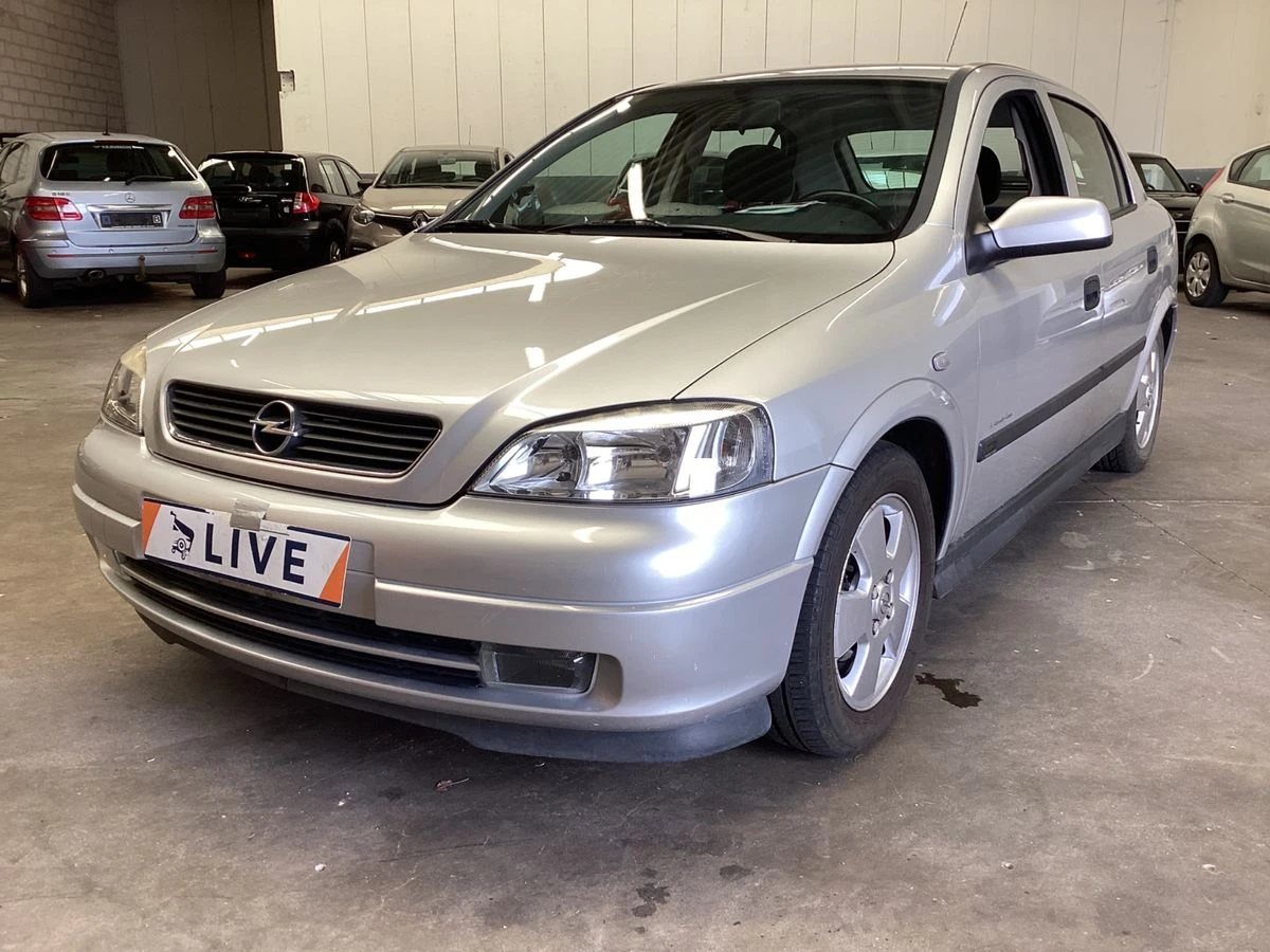 Opel Astra 1.6 Elegance ОЧАКВАН ВНОС - изображение 2