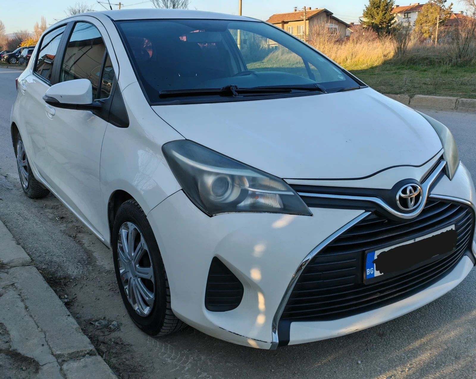 Toyota Yaris 1.4 D4D Navi Kamera - изображение 2