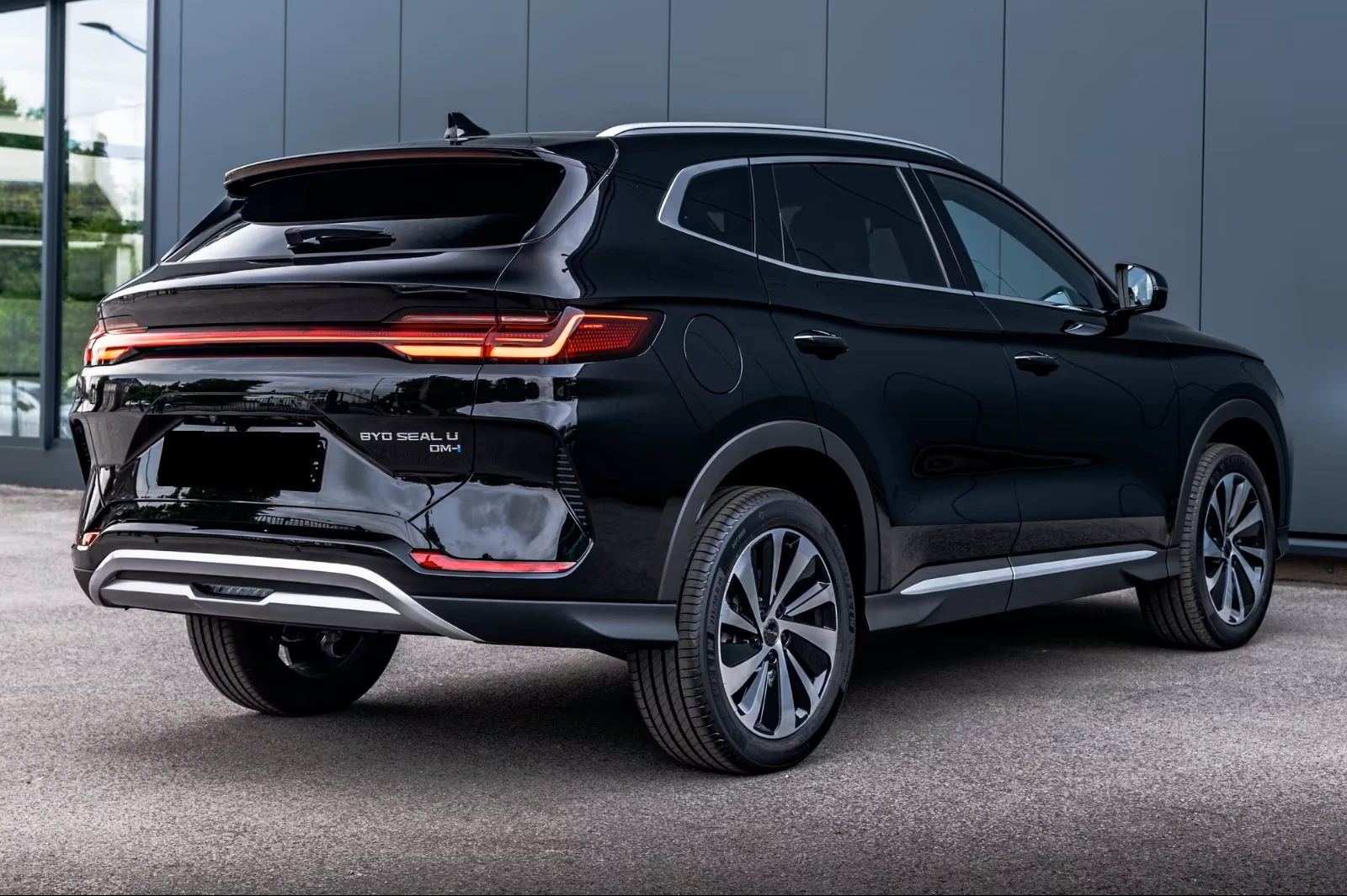 BYD Seal U* PHEV* DISTR* KEYLESS* INFINITY* 360 CAM* HUD* P, снимка 4 - Автомобили и джипове - 53958944