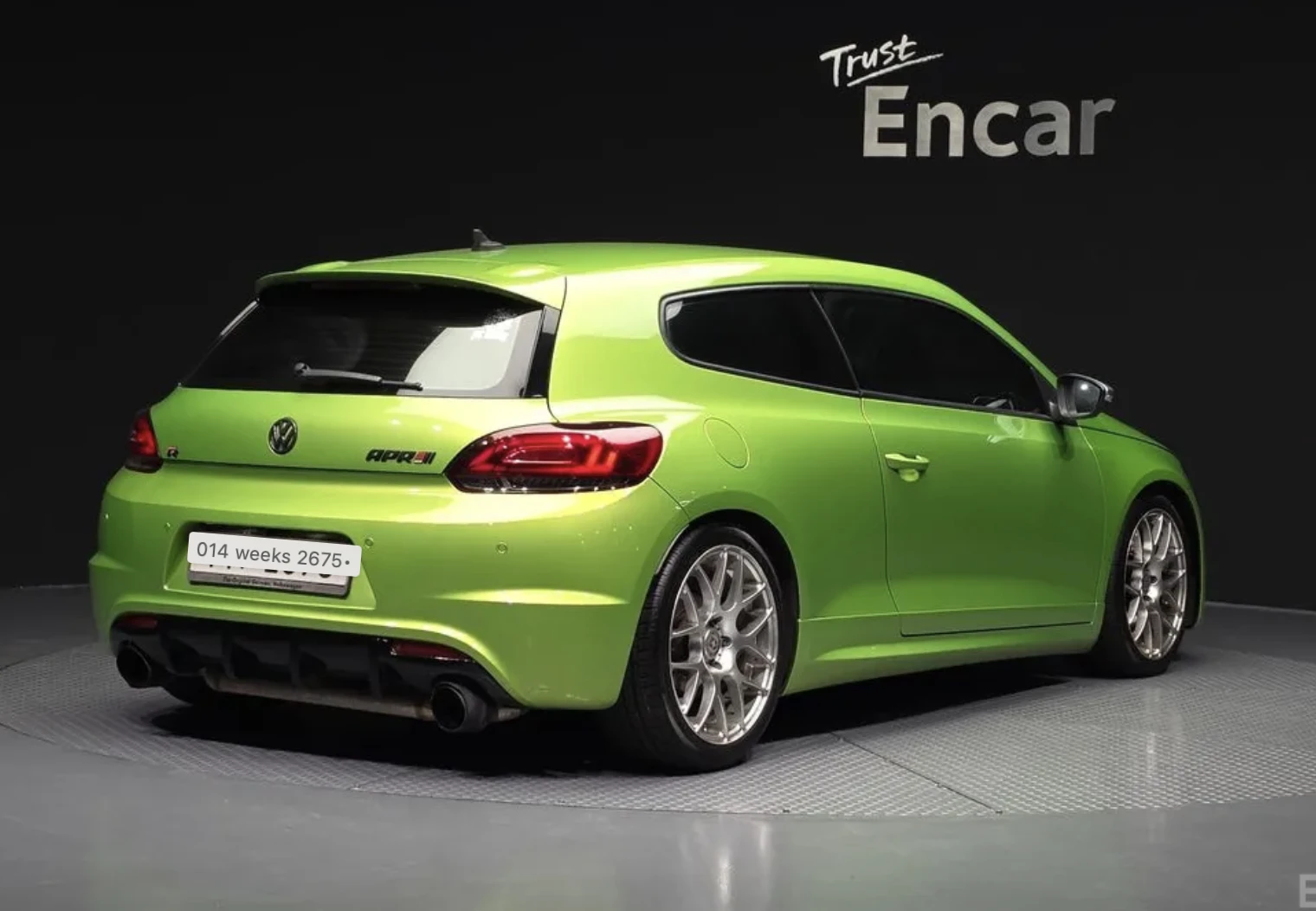 VW Scirocco 2.0 TDI R LINE* PARK ASS* CAMERA* КОЖА* ПОДГРЕВ, снимка 2 - Автомобили и джипове - 54116648