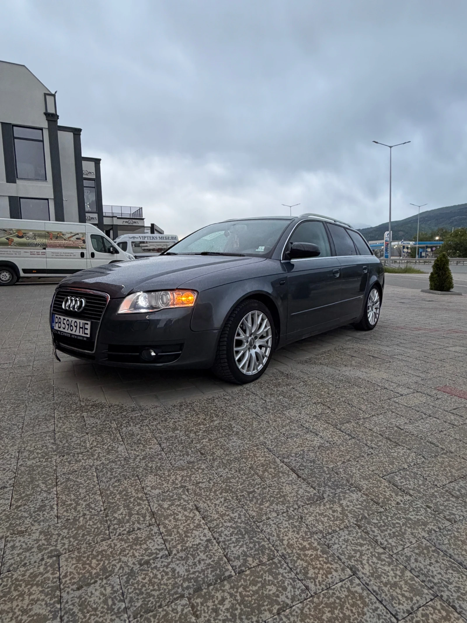 Audi A4, снимка 2 - Автомобили и джипове - 54412620