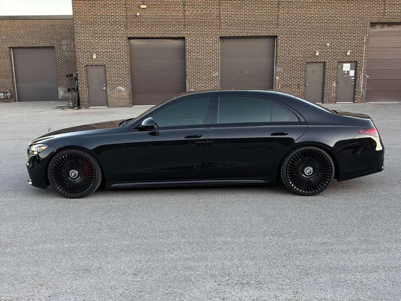 Mercedes-Benz S 580 CARFAX, снимка 2 - Автомобили и джипове - 54771429