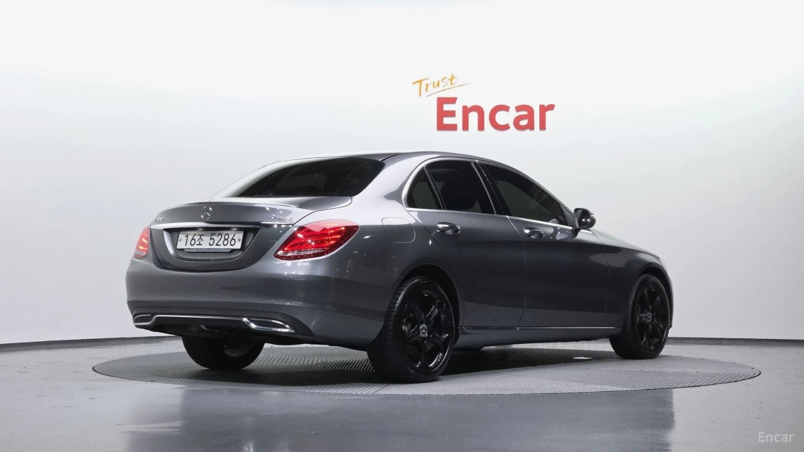 Mercedes-Benz C 200 4MATIC* DISTRO* LANE* PANO* МЪРТВА, снимка 2 - Автомобили и джипове - 55645643