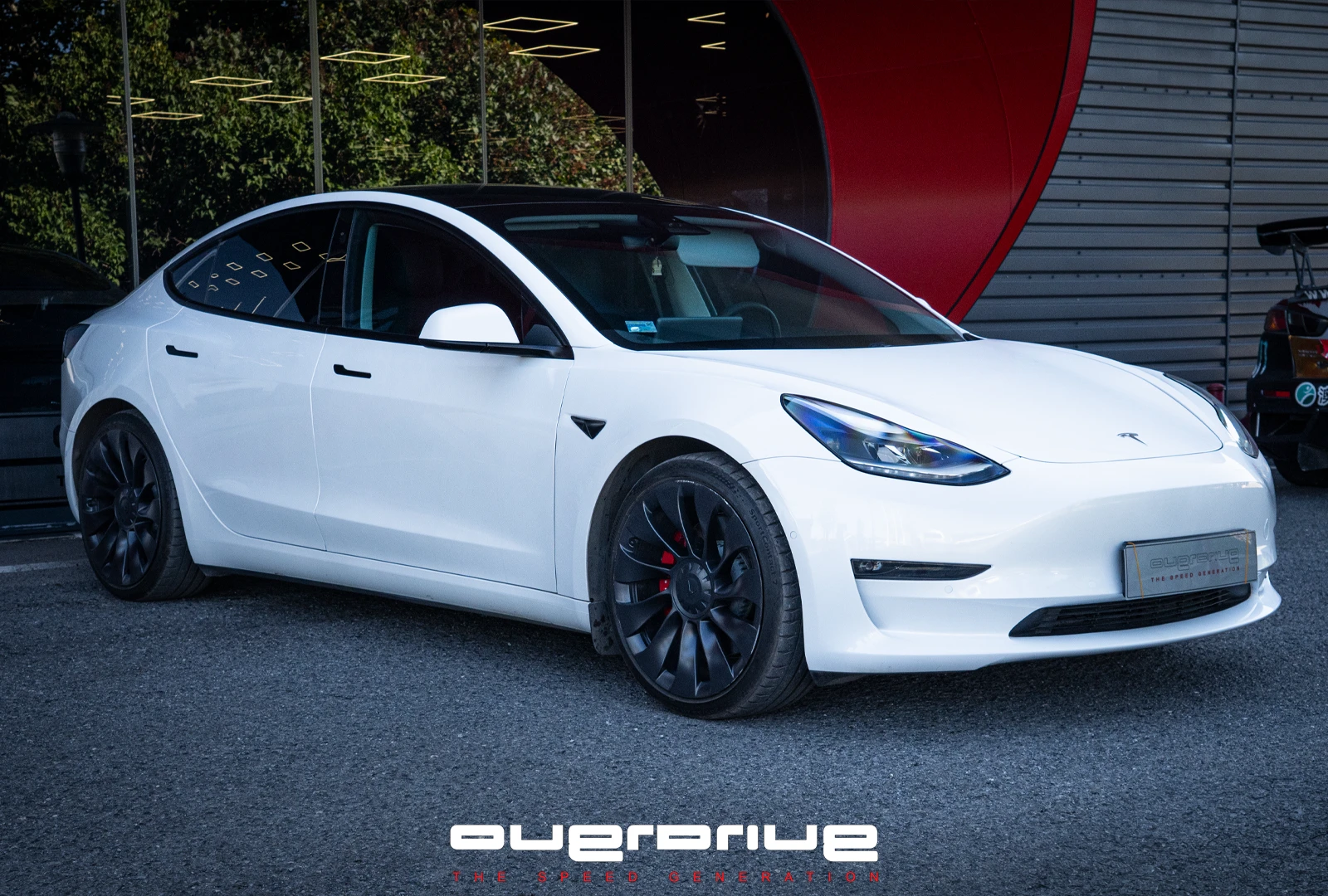 Tesla Model 3 Performance Европейска/ 32 000, снимка 2 - Автомобили и джипове - 56007742