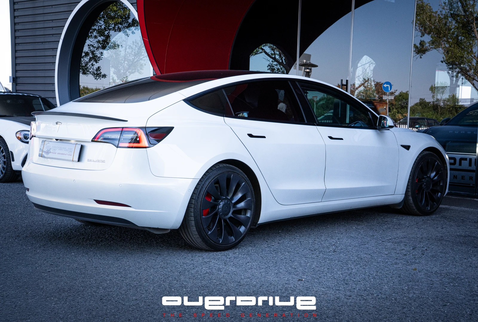 Tesla Model 3 Performance Европейска/ 32 000, снимка 4 - Автомобили и джипове - 56007742