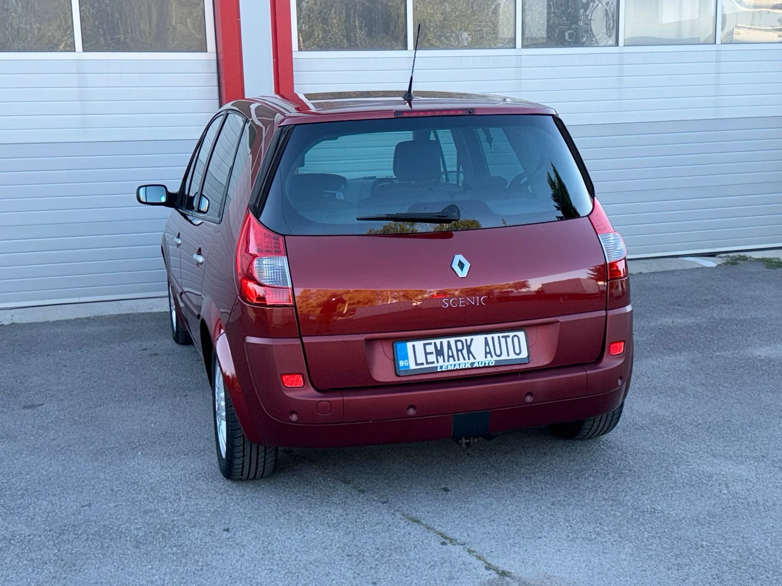 Renault Scenic 1.6I KLIMATRONIK KEY LESS START STOP 6-SPEED!!!, снимка 9 - Автомобили и джипове - 56074107