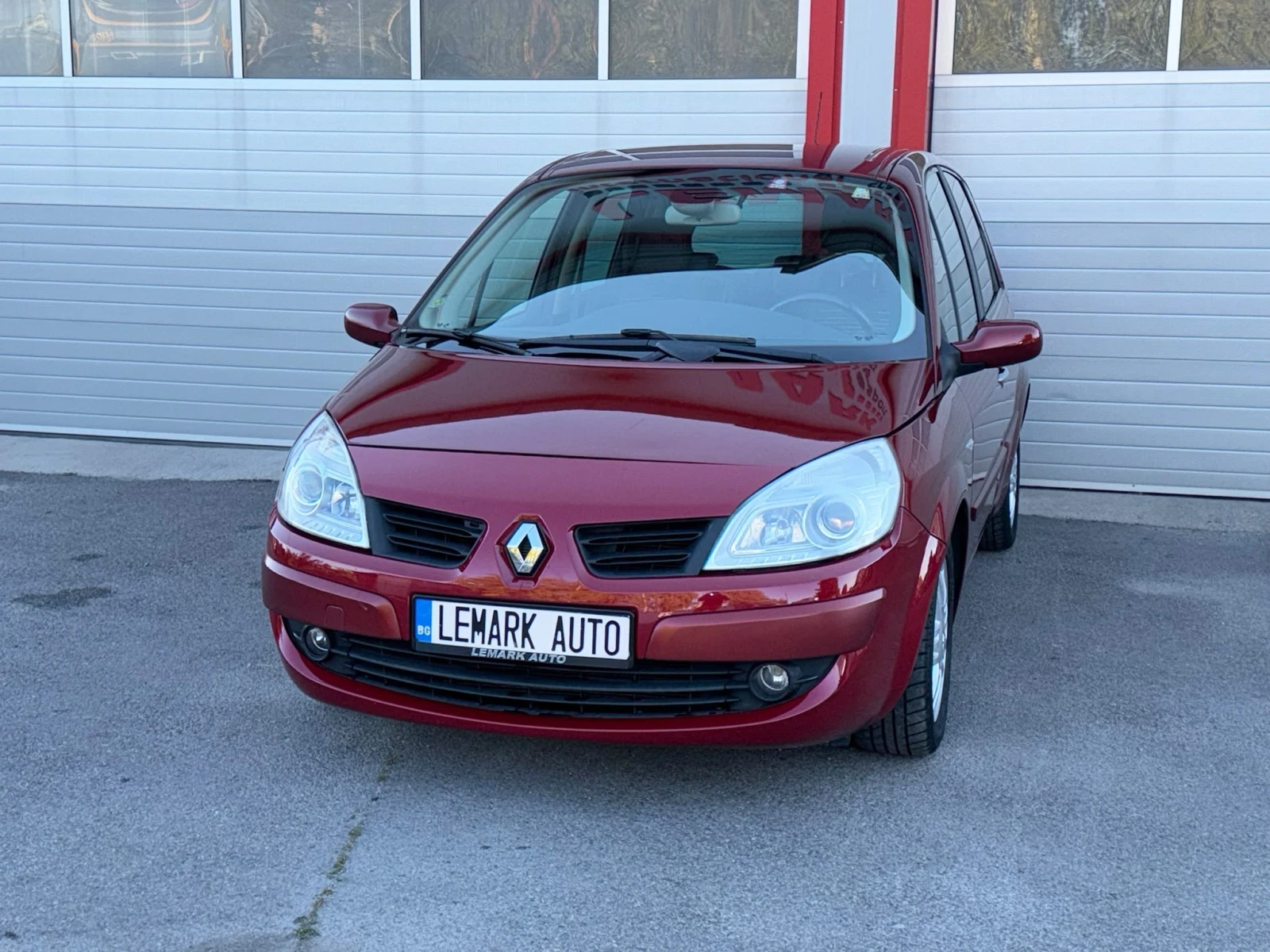 Renault Scenic 1.6I KLIMATRONIK KEY LESS START STOP 6-SPEED!!!, снимка 2 - Автомобили и джипове - 56074107