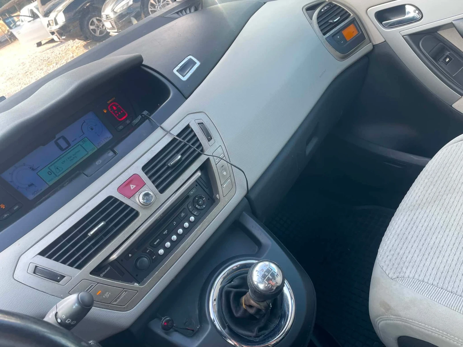 Citroen C4 Метан , снимка 12 - Автомобили и джипове - 56074161