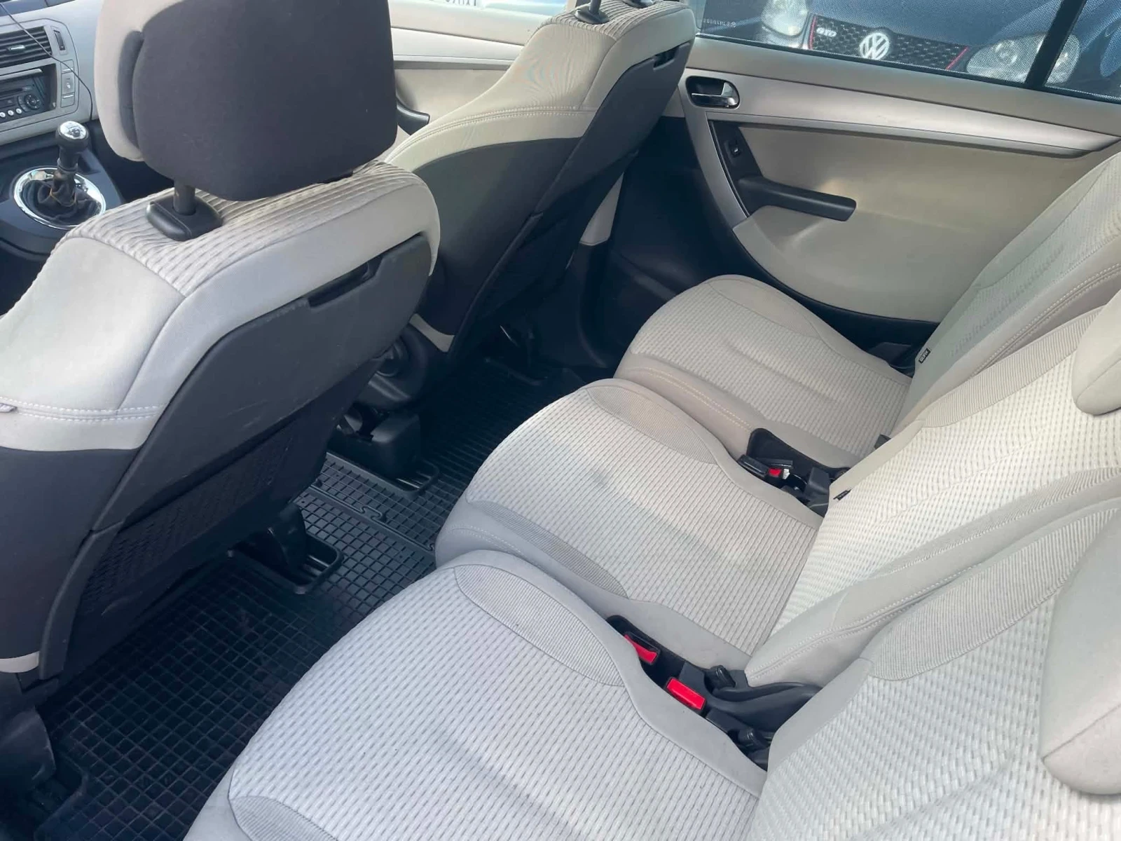 Citroen C4 Метан , снимка 9 - Автомобили и джипове - 56074161