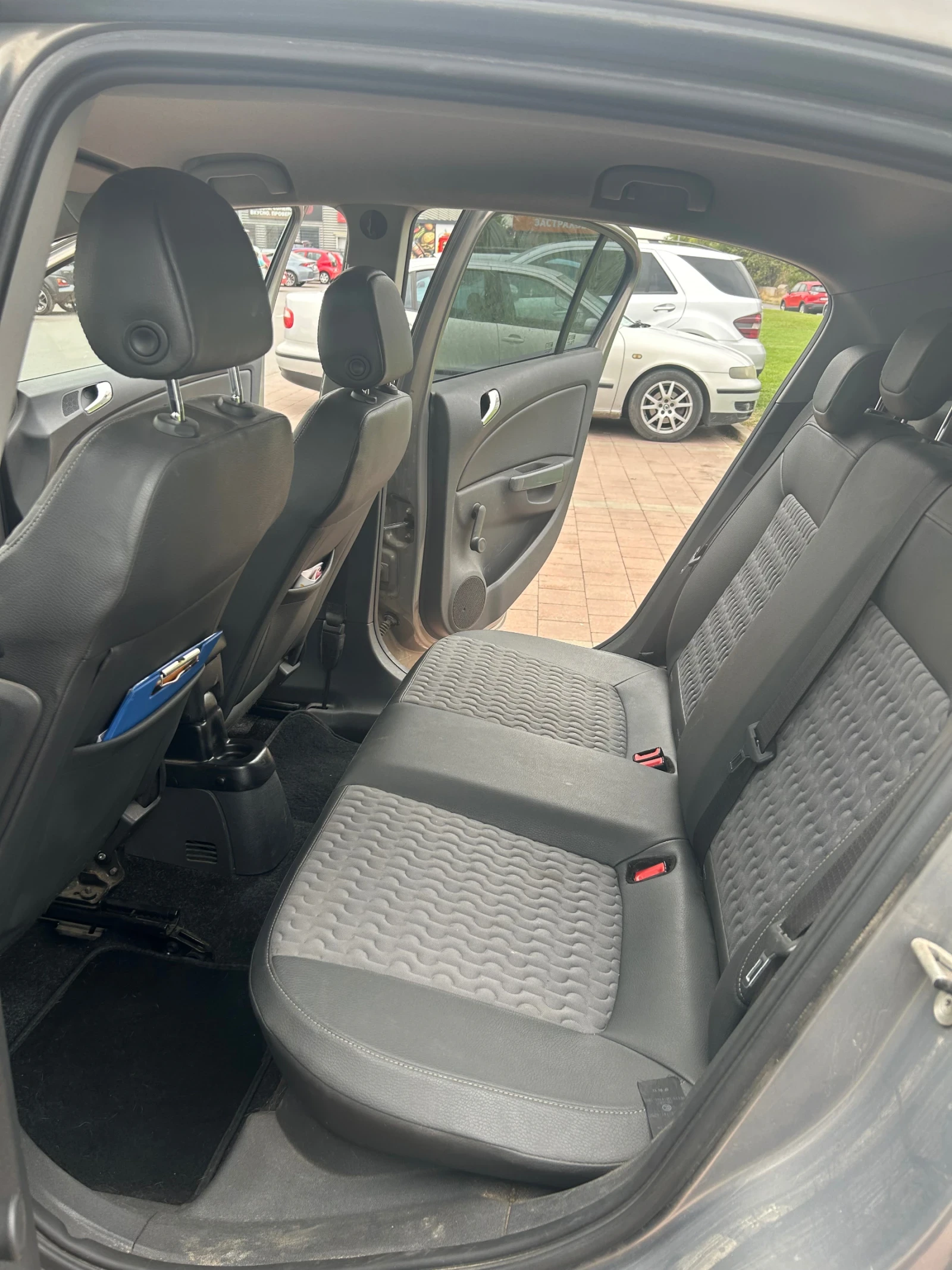 Opel Corsa Ecoflex, снимка 8 - Автомобили и джипове - 56184530