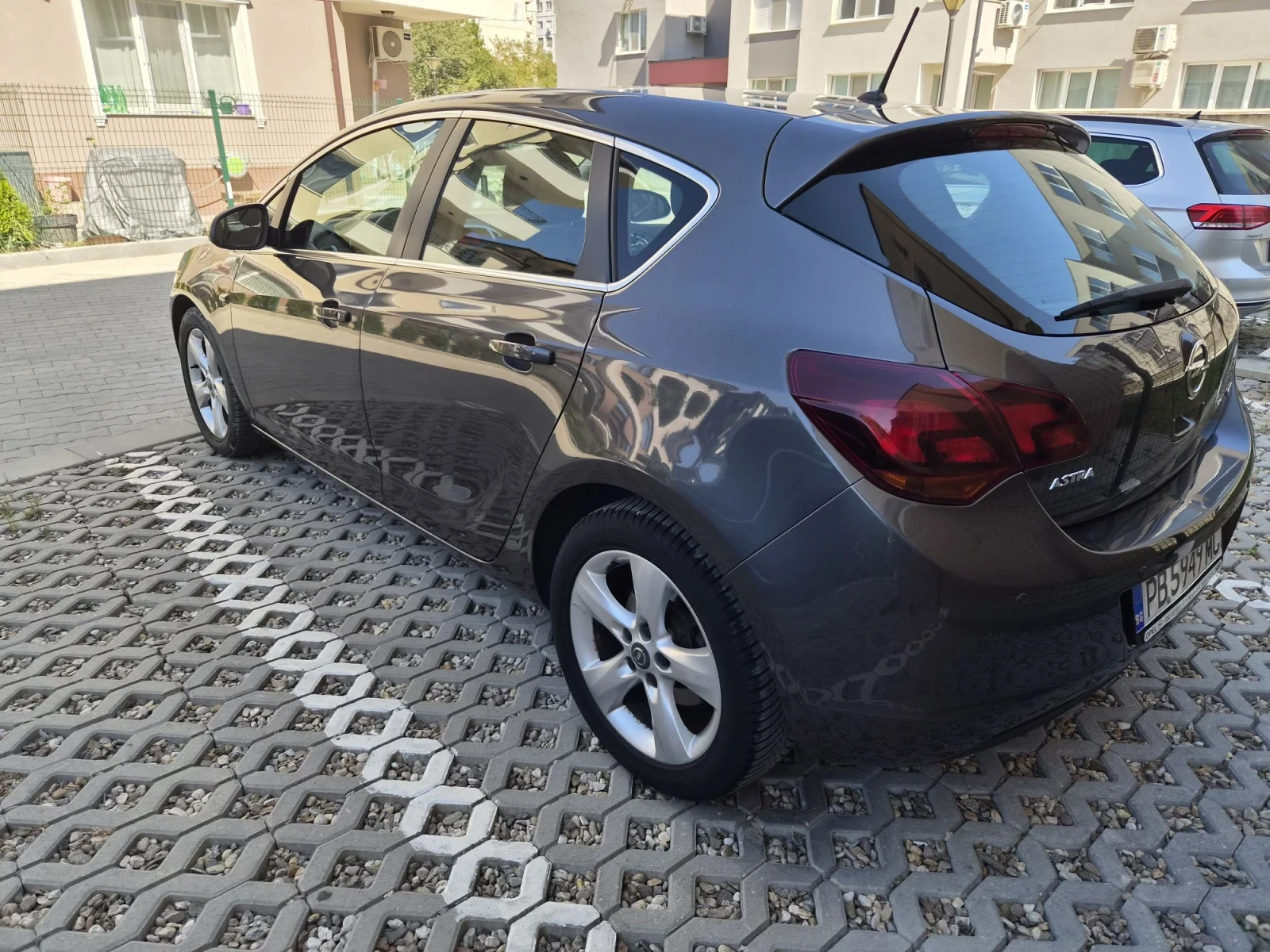 Opel Astra, снимка 3 - Автомобили и джипове - 56735029