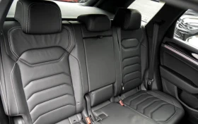 VW Touareg 3.0TDI* 4M* R-LINE* HEAD-UP* DISTR* MEMORY* MATRIX, снимка 10