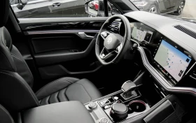 VW Touareg 3.0TDI* 4M* R-LINE* HEAD-UP* DISTR* MEMORY* MATRIX, снимка 8