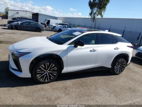 Lexus RZ 300E | PREMIUM | ПАНОРАМА | OБДУХВАНЕ, снимка 13