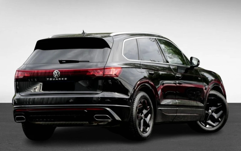 VW Touareg 3.0TDI* 4M* R-LINE* HEAD-UP* DISTR* MEMORY* MATRIX, снимка 2 - Автомобили и джипове - 52084285