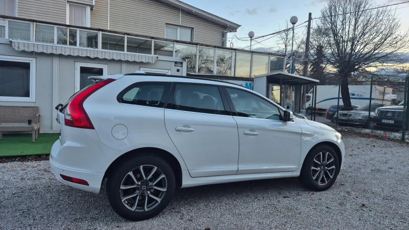 Volvo XC60 2, 0D T4, снимка 3 - Автомобили и джипове - 52771842