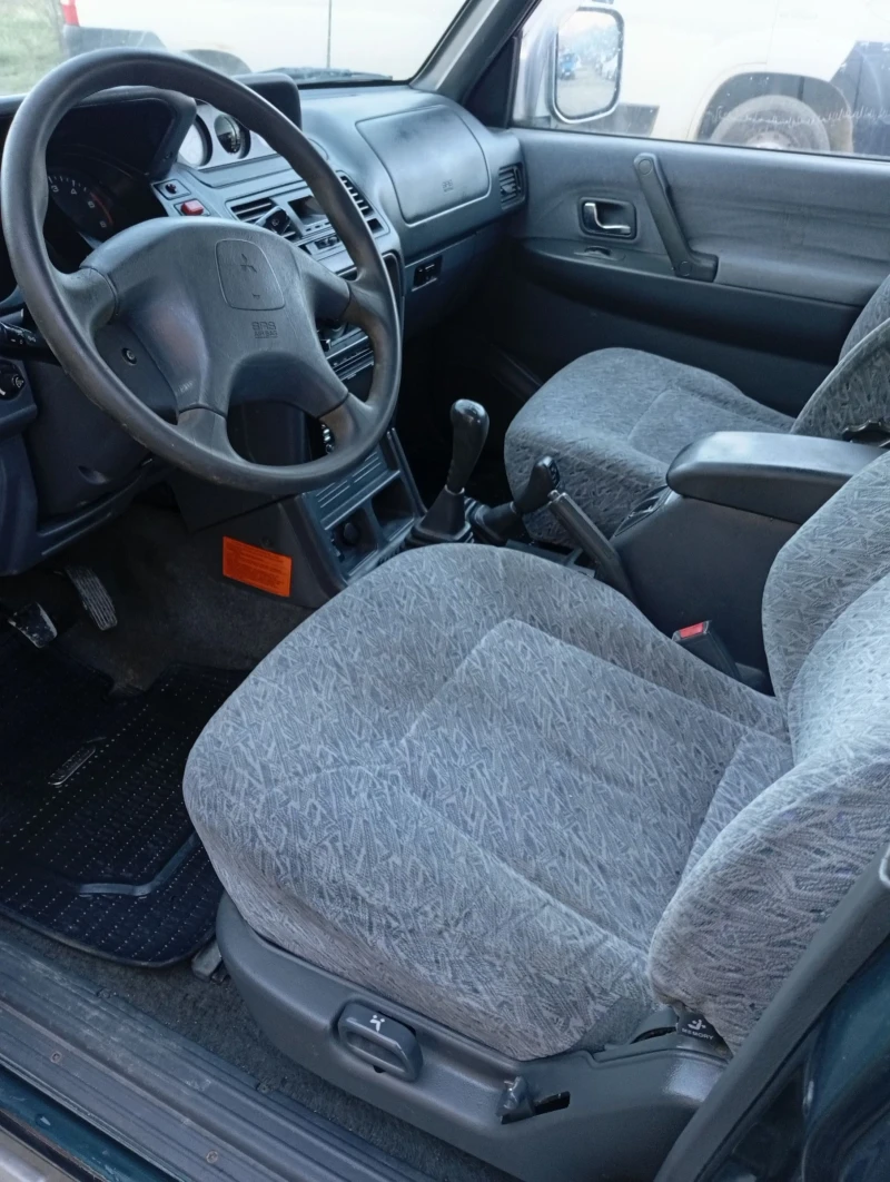 Mitsubishi Pajero 2.5тди100кс клима, снимка 2 - Автомобили и джипове - 52805224