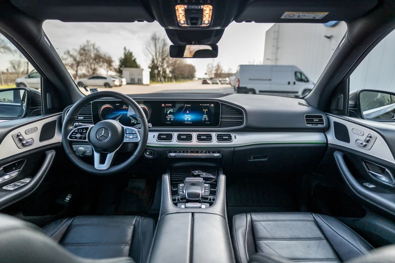 Mercedes-Benz GLE 350 de/AMG/4Matic/Панорама/Камера 360/9G-Tronic, снимка 11 - Автомобили и джипове - 52891484