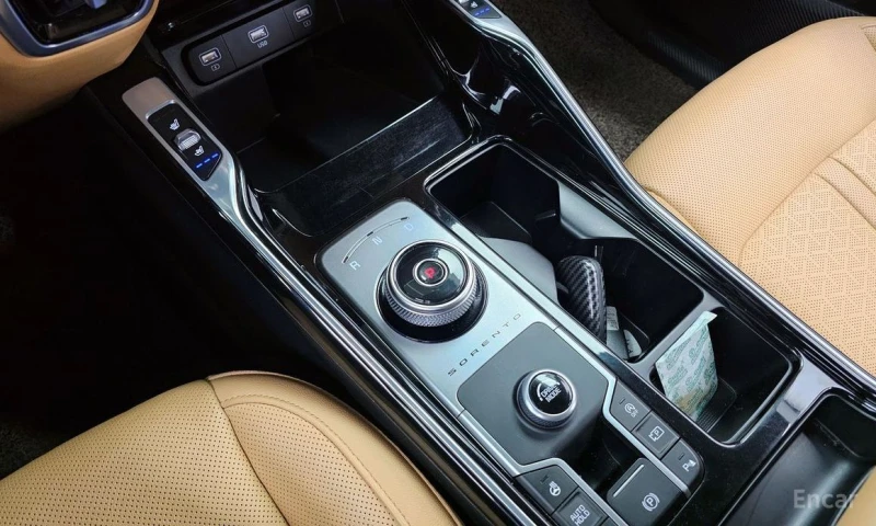 Kia Sorento, снимка 9 - Автомобили и джипове - 53009118