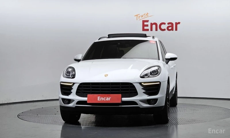Porsche Macan, снимка 3 - Автомобили и джипове - 53304529