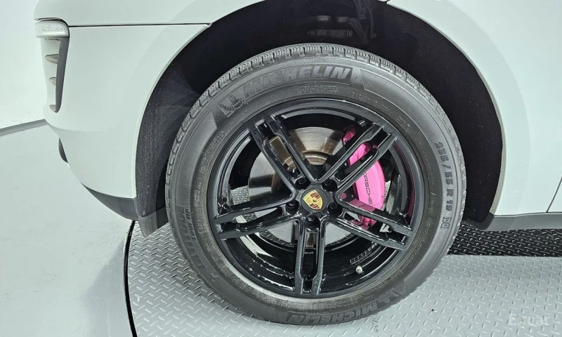 Porsche Macan, снимка 5 - Автомобили и джипове - 53304529