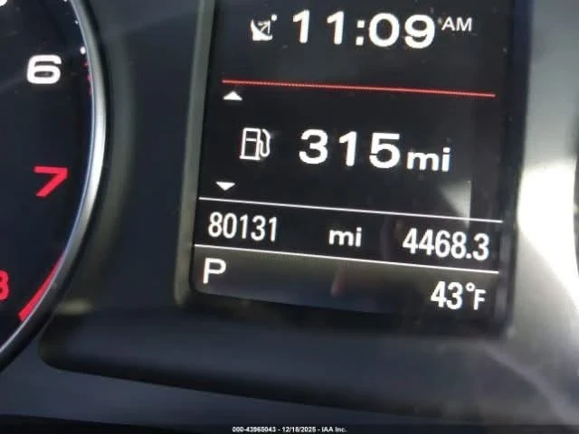 Audi Q3 2.0T PREMIUM PLUS, снимка 14 - Автомобили и джипове - 53108433