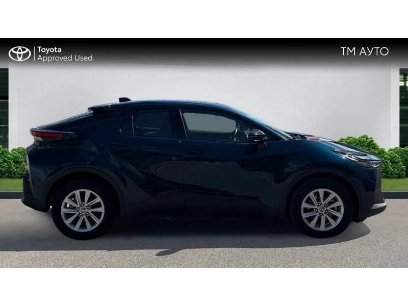 Toyota C-HR 2.0 PHEV COOL, снимка 17 - Автомобили и джипове - 55257149