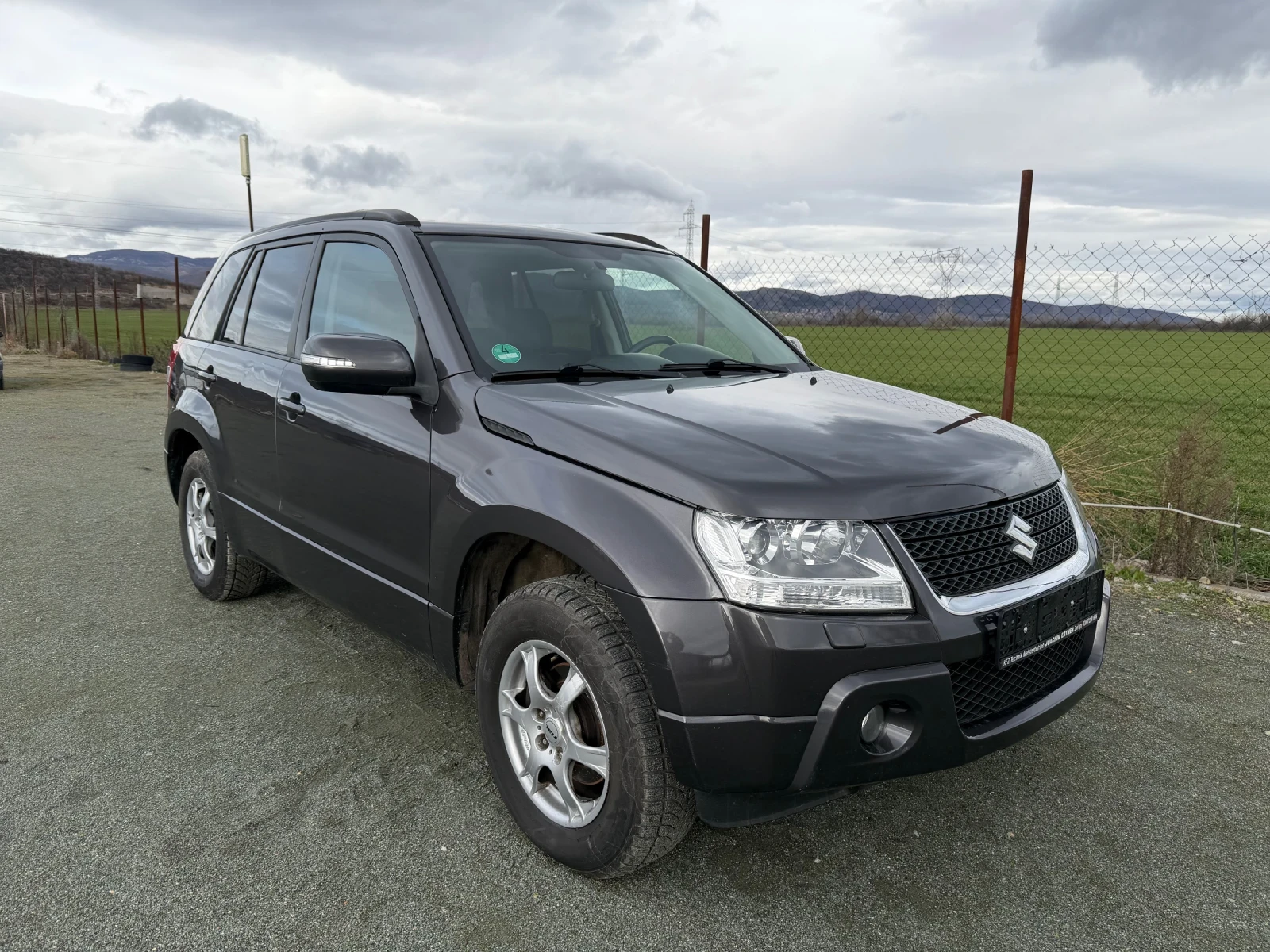 Suzuki Grand vitara 2.4, снимка 1