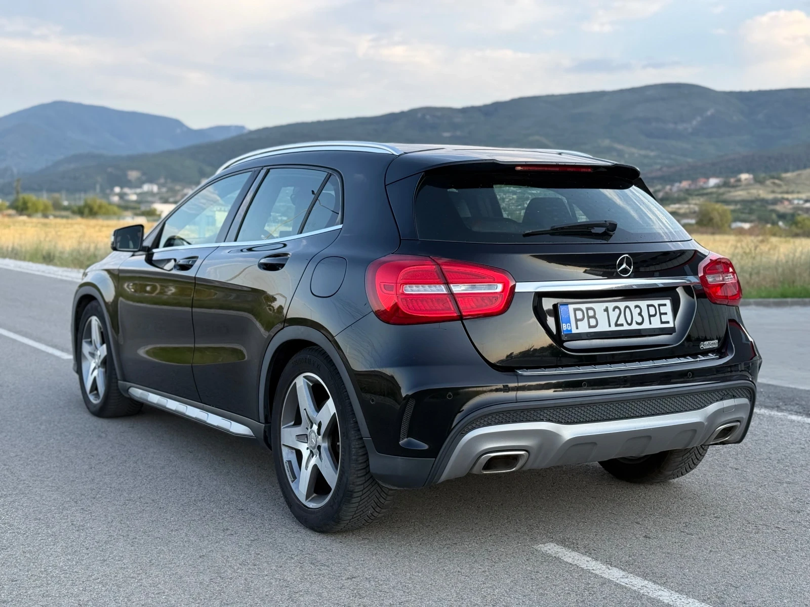 Mercedes-Benz GLA  - изображение 7