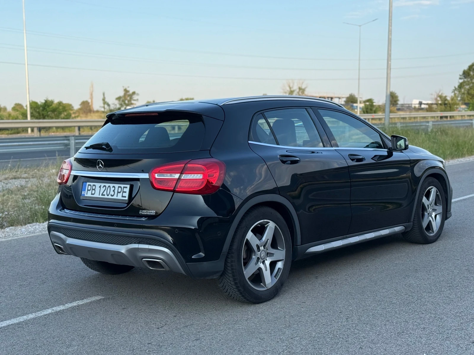 Mercedes-Benz GLA  - изображение 5