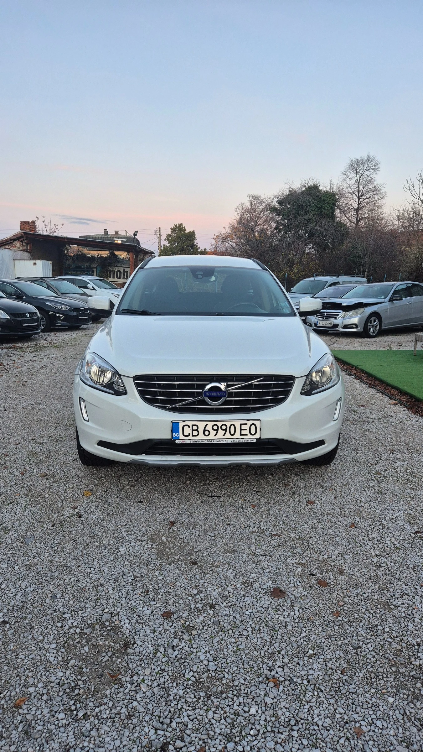 Volvo XC60 2, 0D T4 - изображение 4